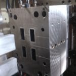 large plastic injection molds 4-cavity battery case